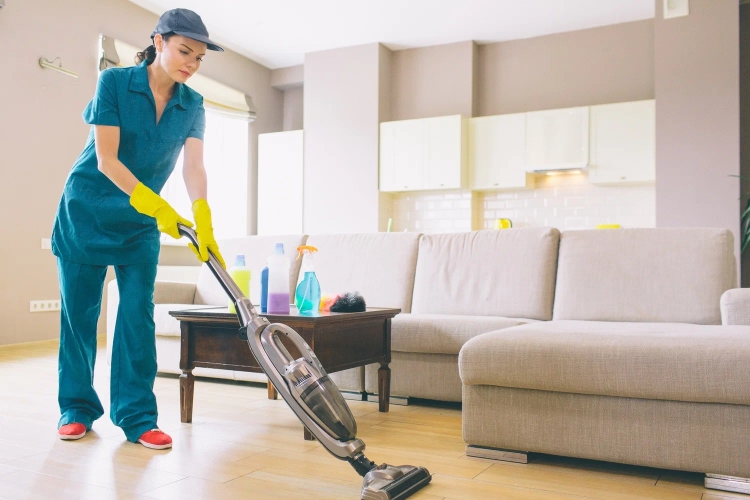 Essential Supplies for Maximizing Your Chicago House Cleaning Service