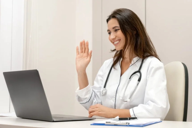 How a Medical Virtual Assistant Enhances Healthcare Efficiency